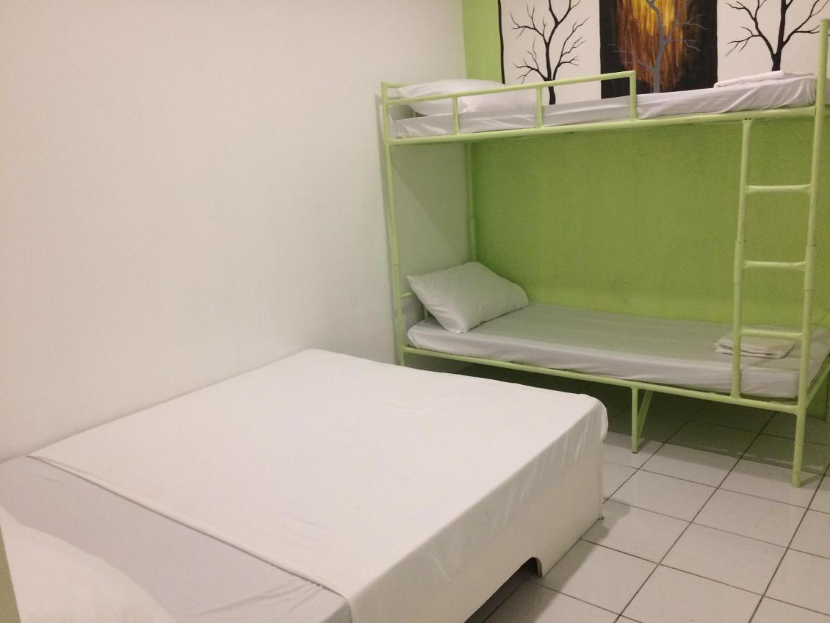 Hostel Dormitels.Ph Ermita Manila Zewnętrze zdjęcie