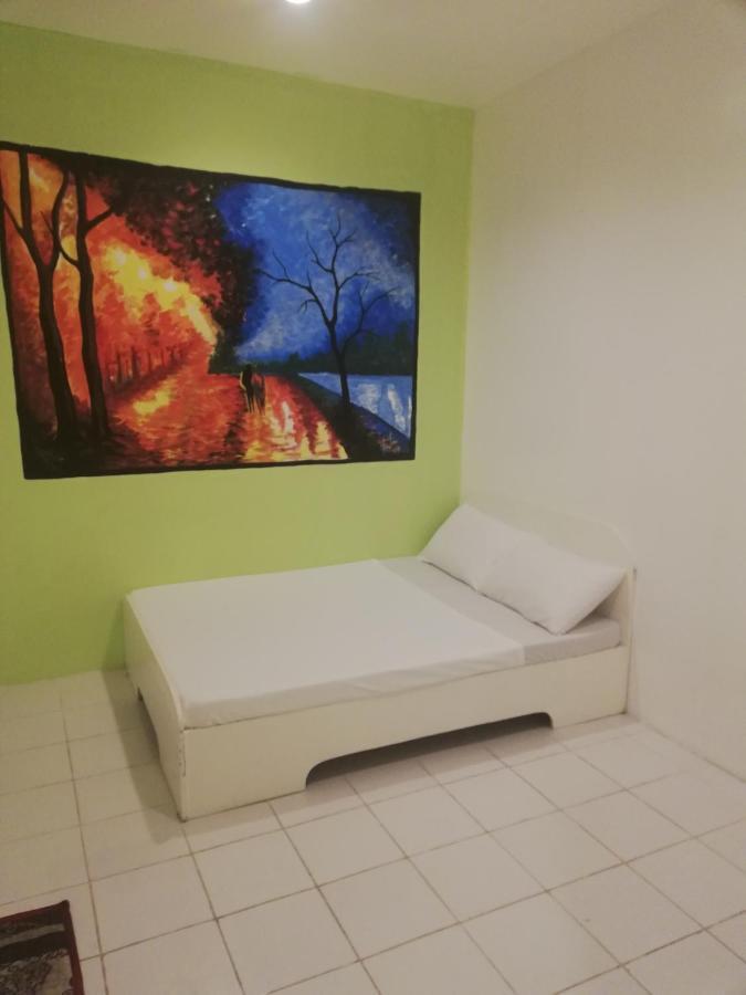 Hostel Dormitels.Ph Ermita Manila Zewnętrze zdjęcie